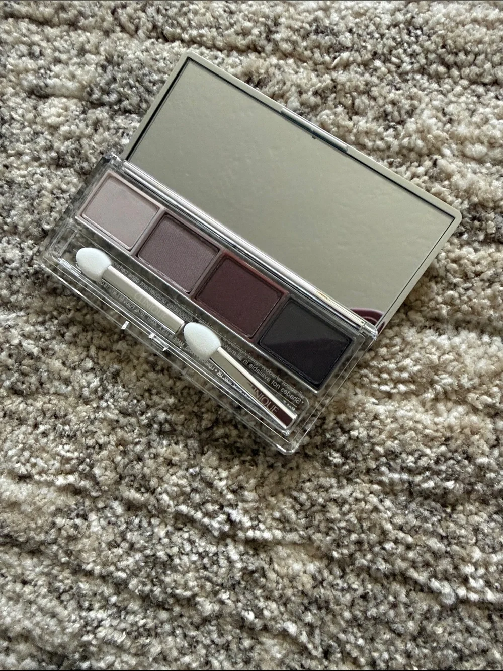Eyeshadow quad